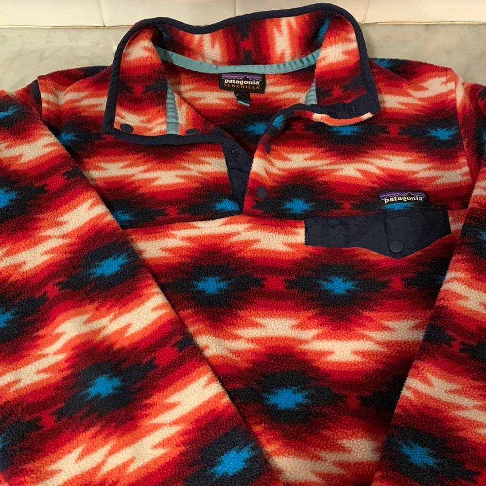 Patagonia Synchilla Aztec Print Fleece - Size L (Women’s)